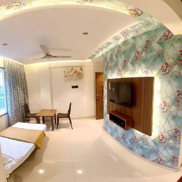 Hotel India Gate Narhe, Pune Zewnętrze zdjęcie