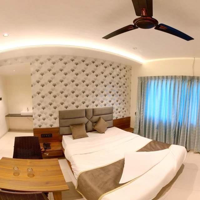 Hotel India Gate Narhe, Pune Zewnętrze zdjęcie