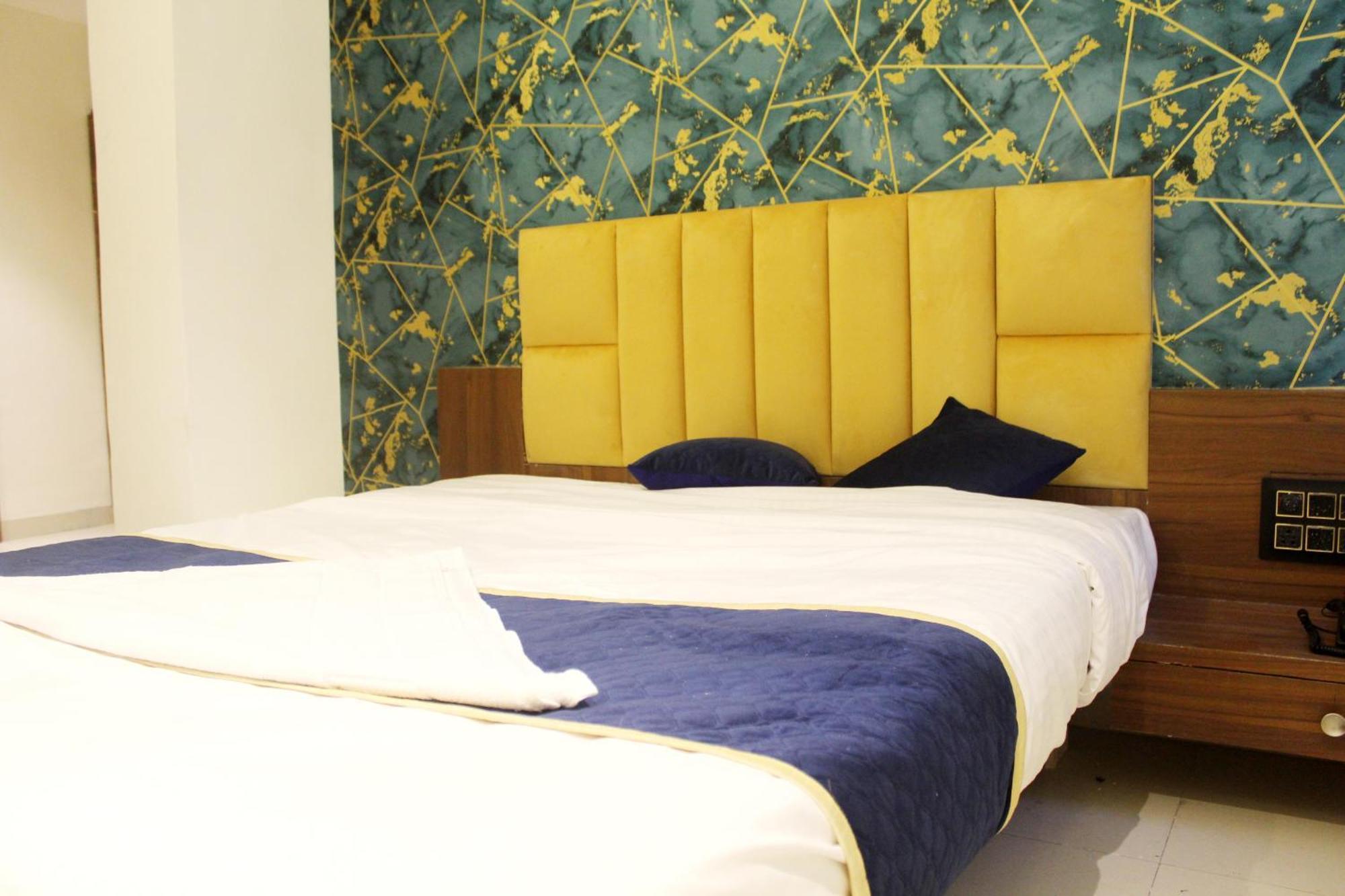 Hotel India Gate Narhe, Pune Zewnętrze zdjęcie