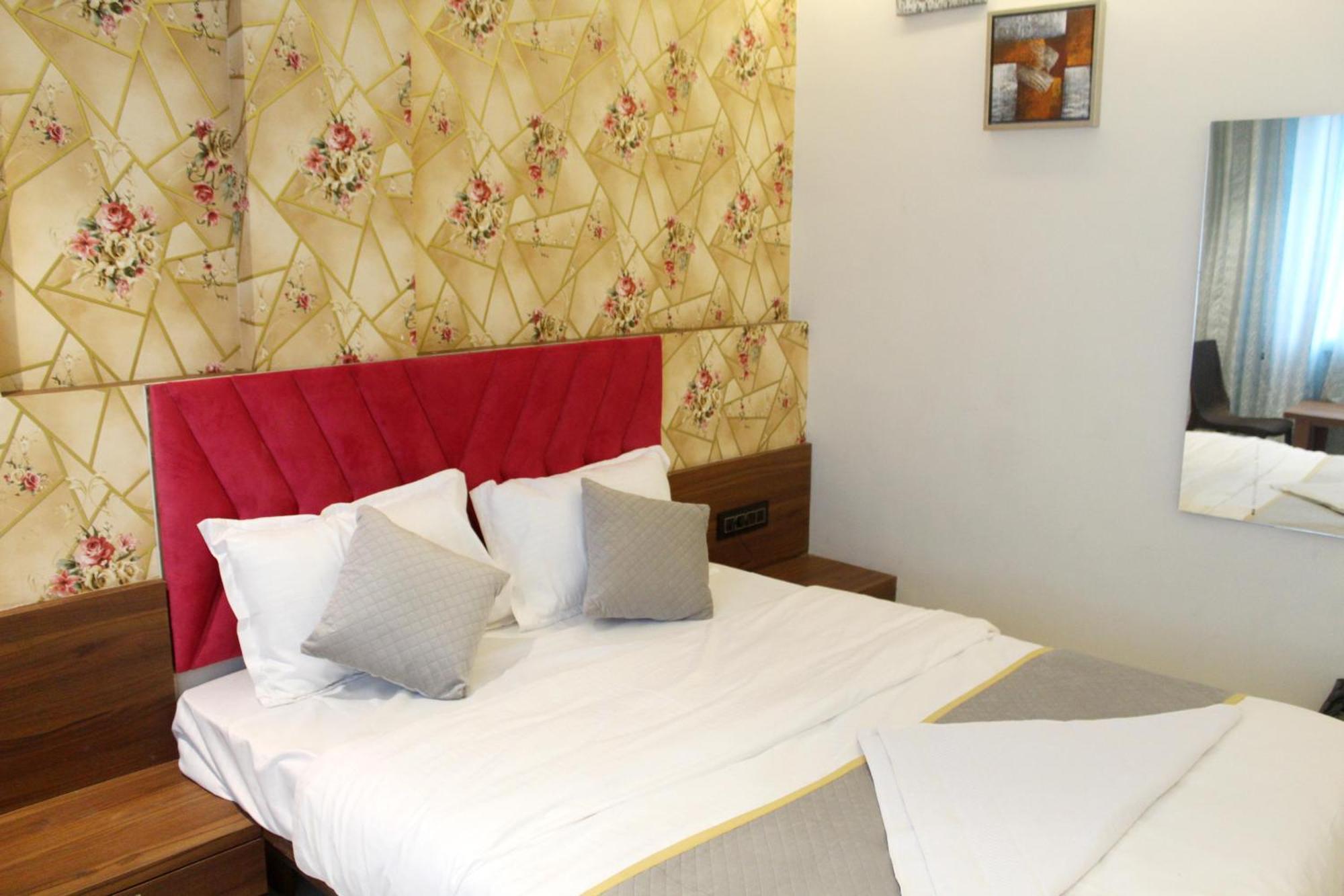 Hotel India Gate Narhe, Pune Zewnętrze zdjęcie
