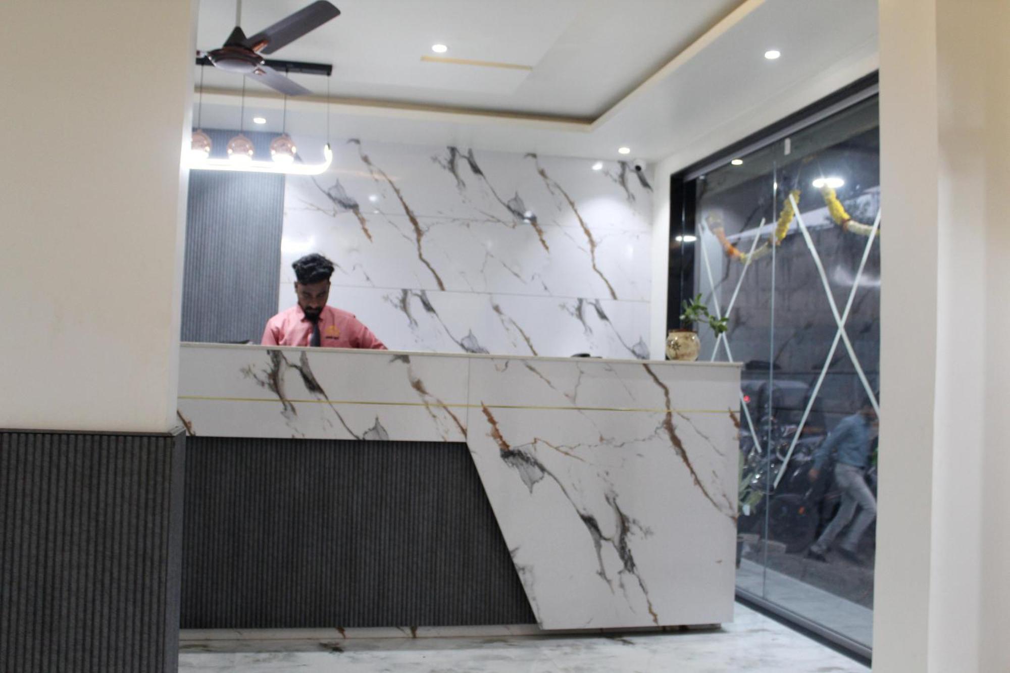 Hotel India Gate Narhe, Pune Zewnętrze zdjęcie